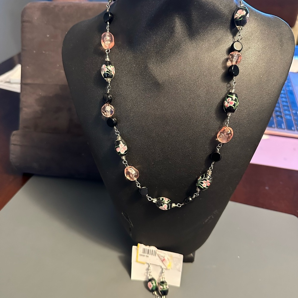 Necklace and earrings set costume jewelry set